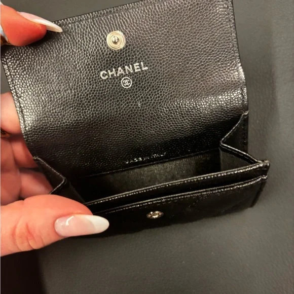 Chanel Quilted Caviar CC Flap Card Holder Black with Black Hardware - Picture 9 of 13